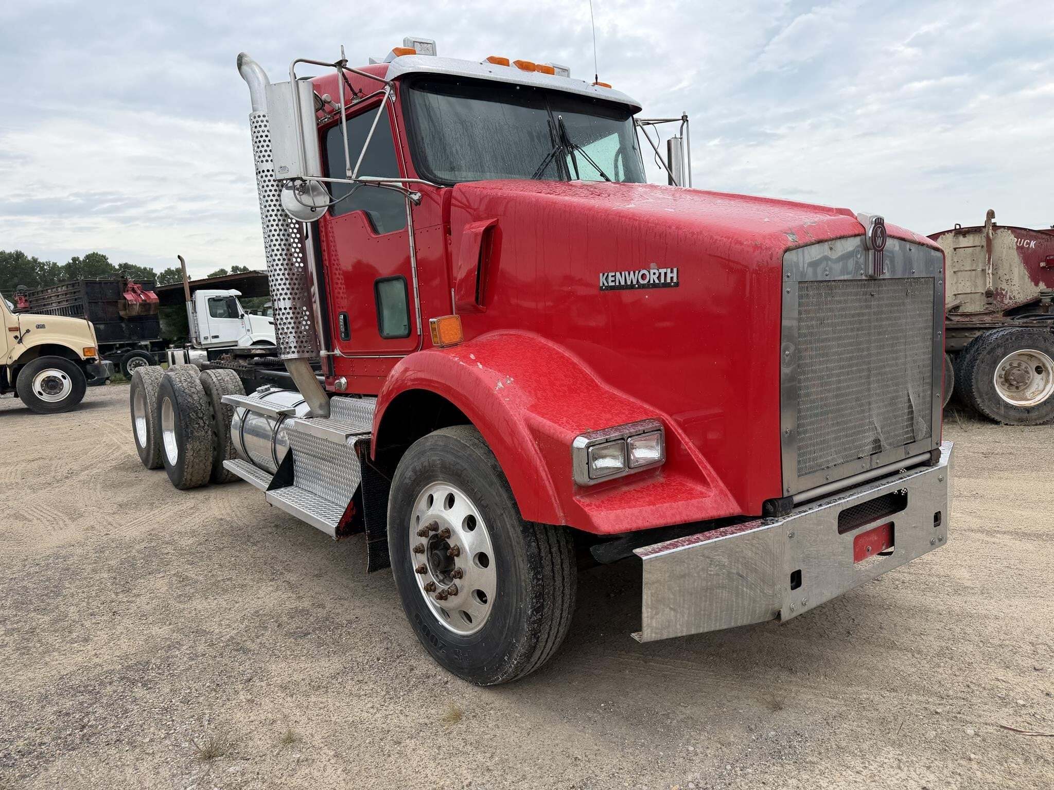 2014 KENWORTH T800 in Covington, TN