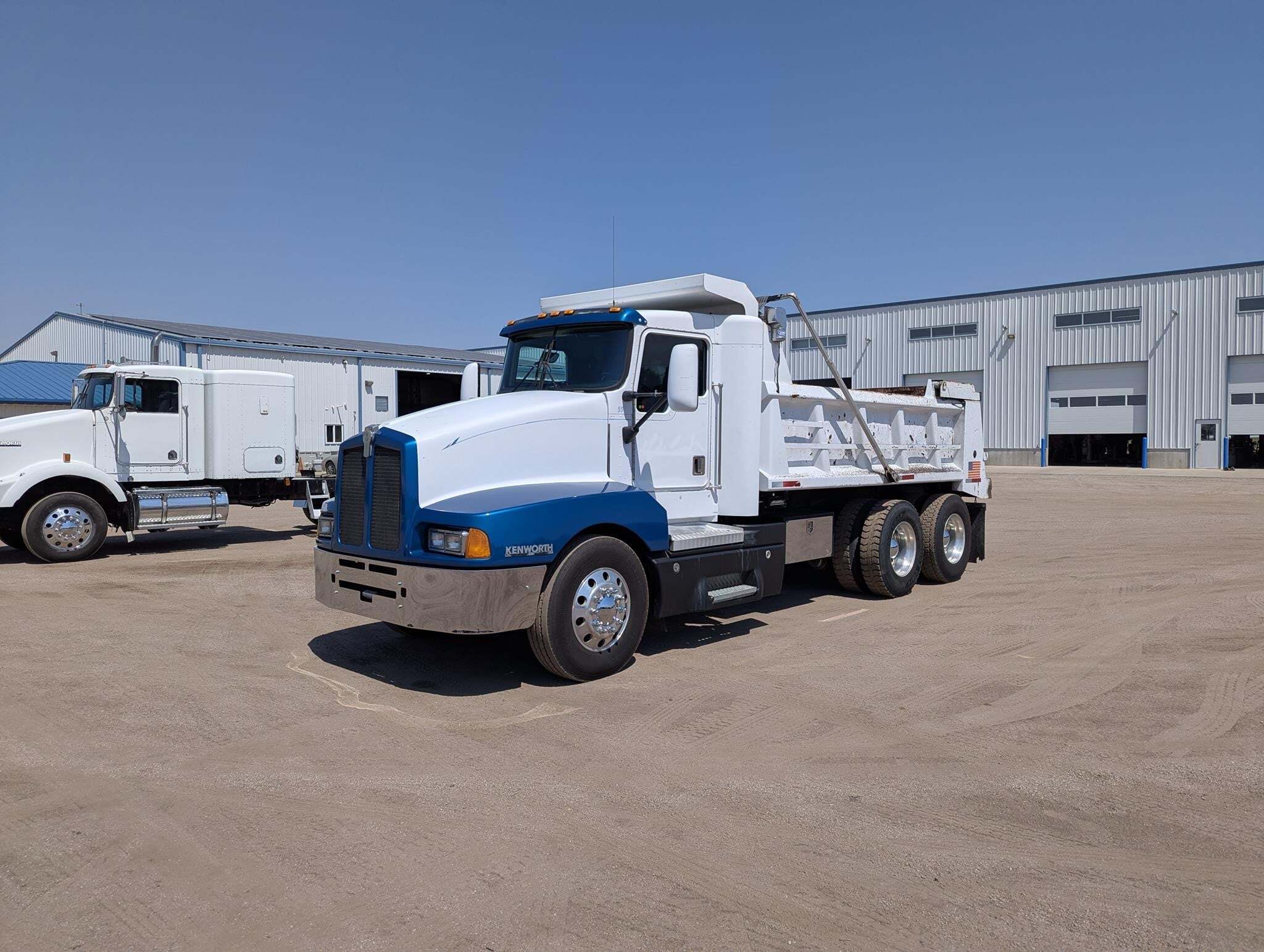 1997 KENWORTH T600 in Sawyer, KS