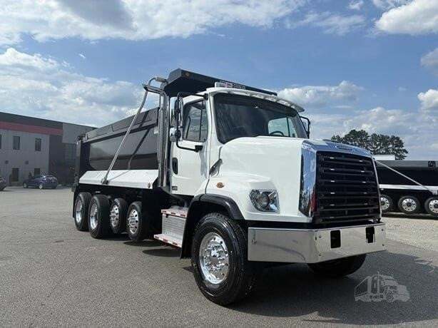 2023 FREIGHTLINER 108SD in Chatham, VA