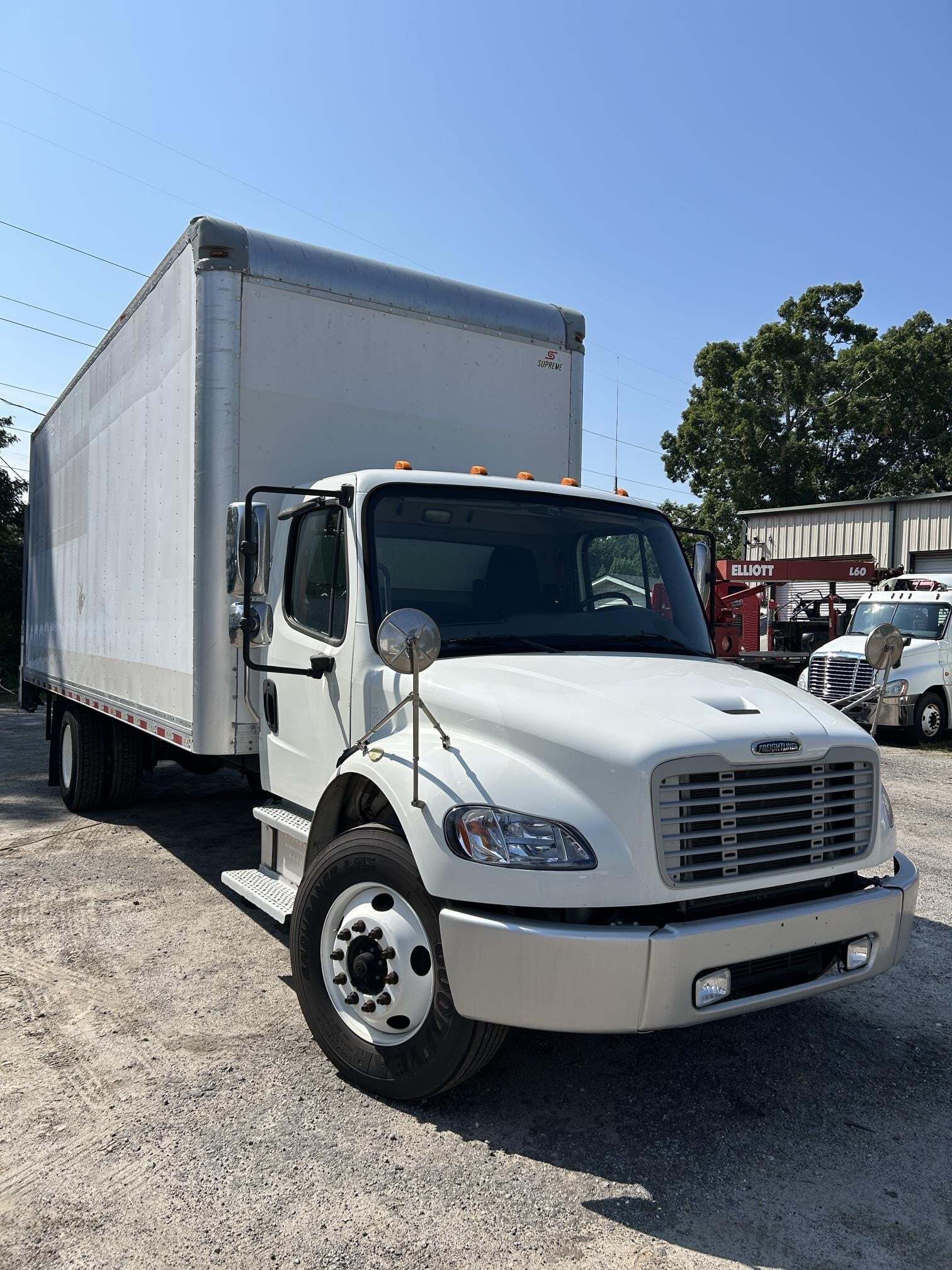 2018 FREIGHTLINER BUSINESS CLASS M2 106 in Atlanta, GA