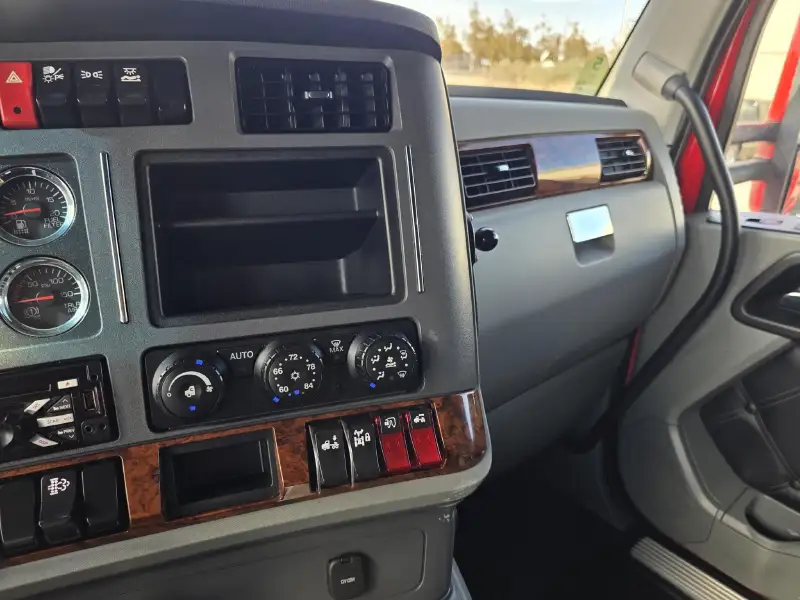 2021 KENWORTH T680
