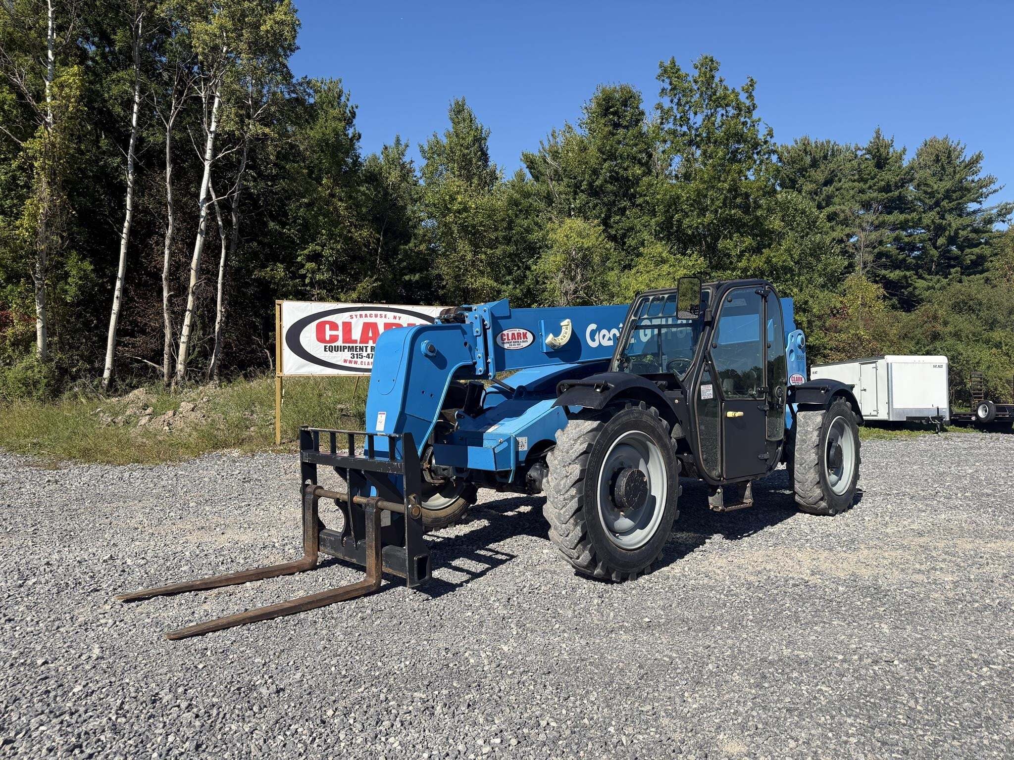 2015 GENIE GTH844 in Canastota, NY