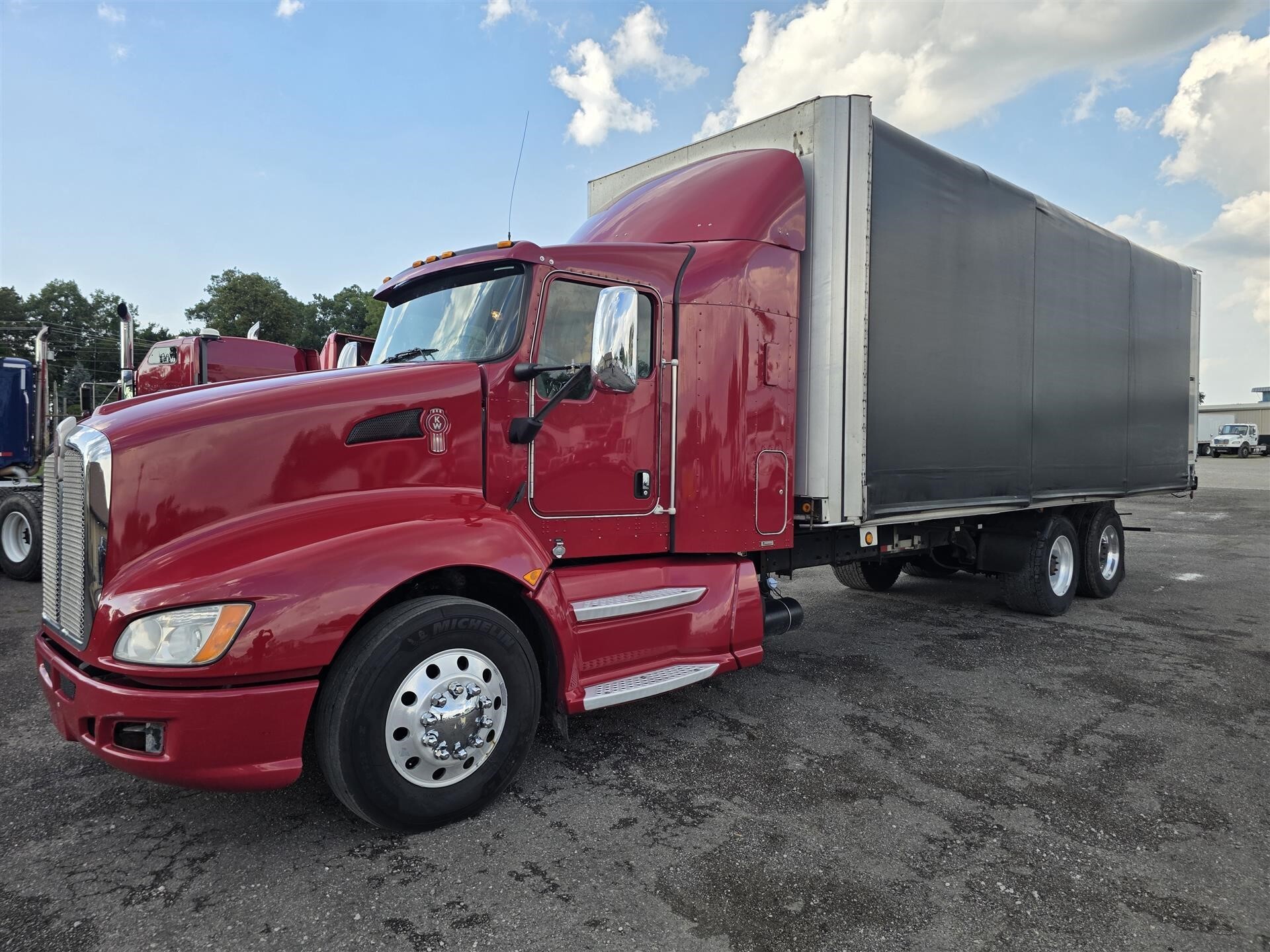 2014 KENWORTH T660 in Laotto, IN