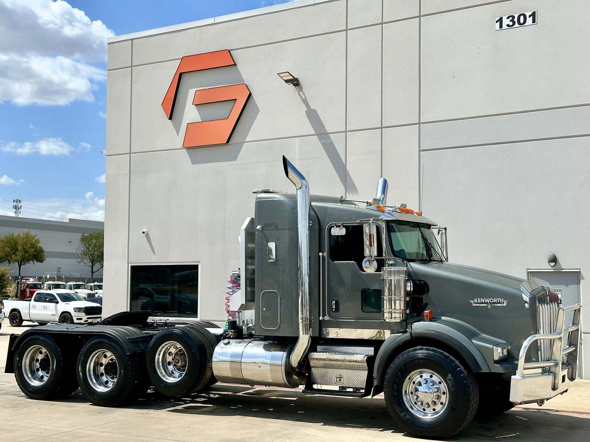 2006 KENWORTH T800 in Hutchins, TX