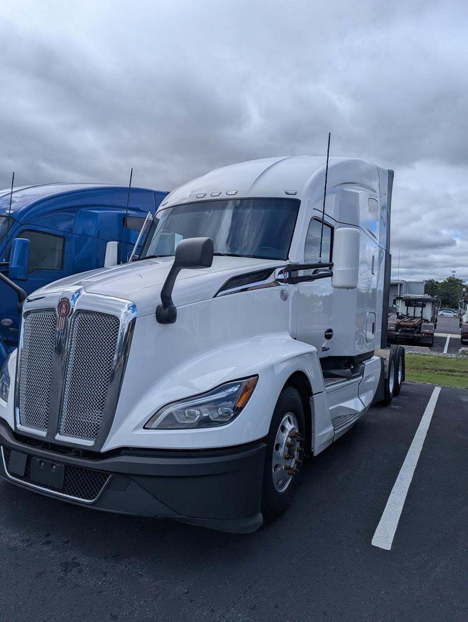2022 KENWORTH T680 in Linthicum Heights, MD