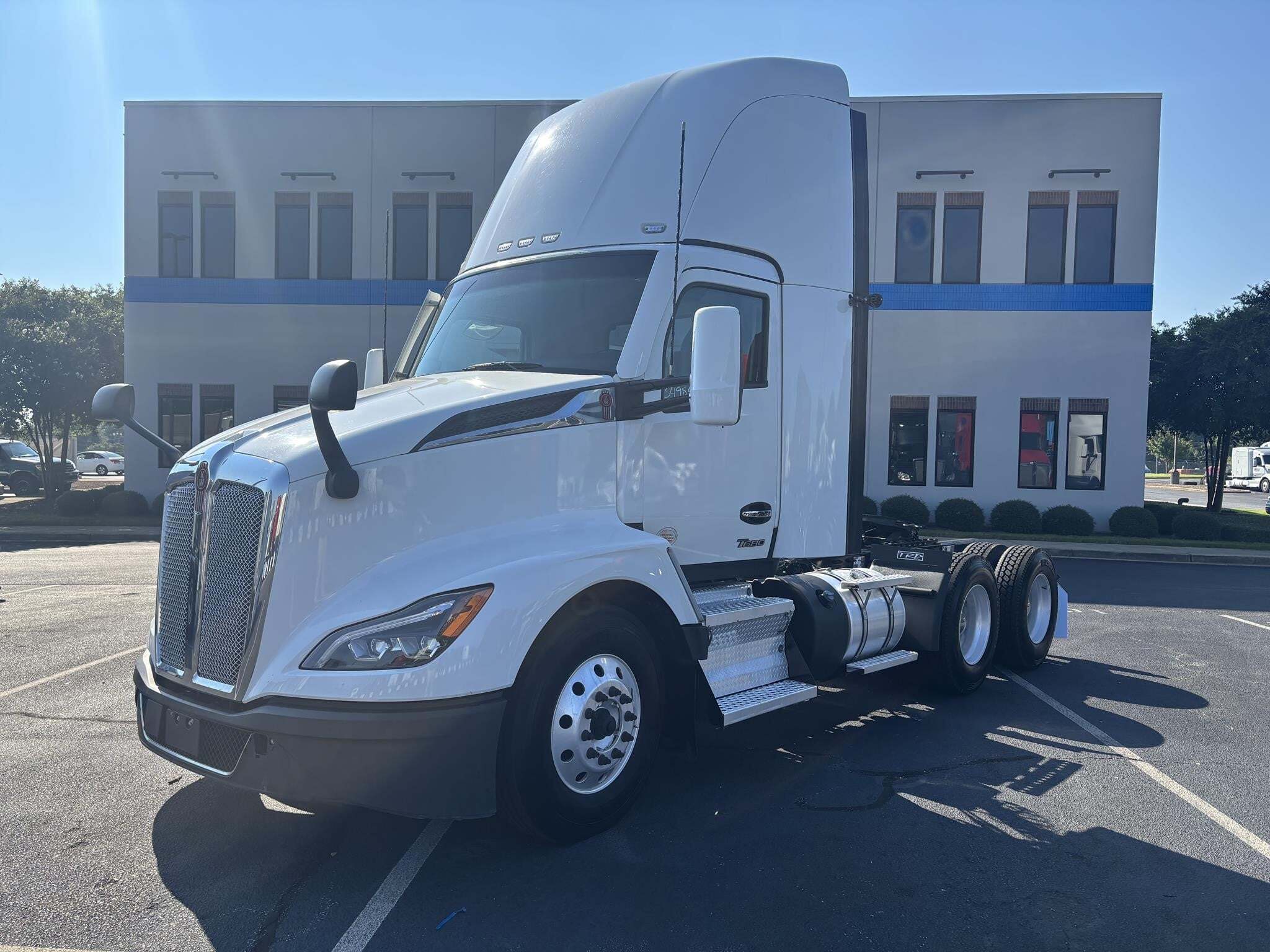 2024 KENWORTH T680 in Spartanburg, SC