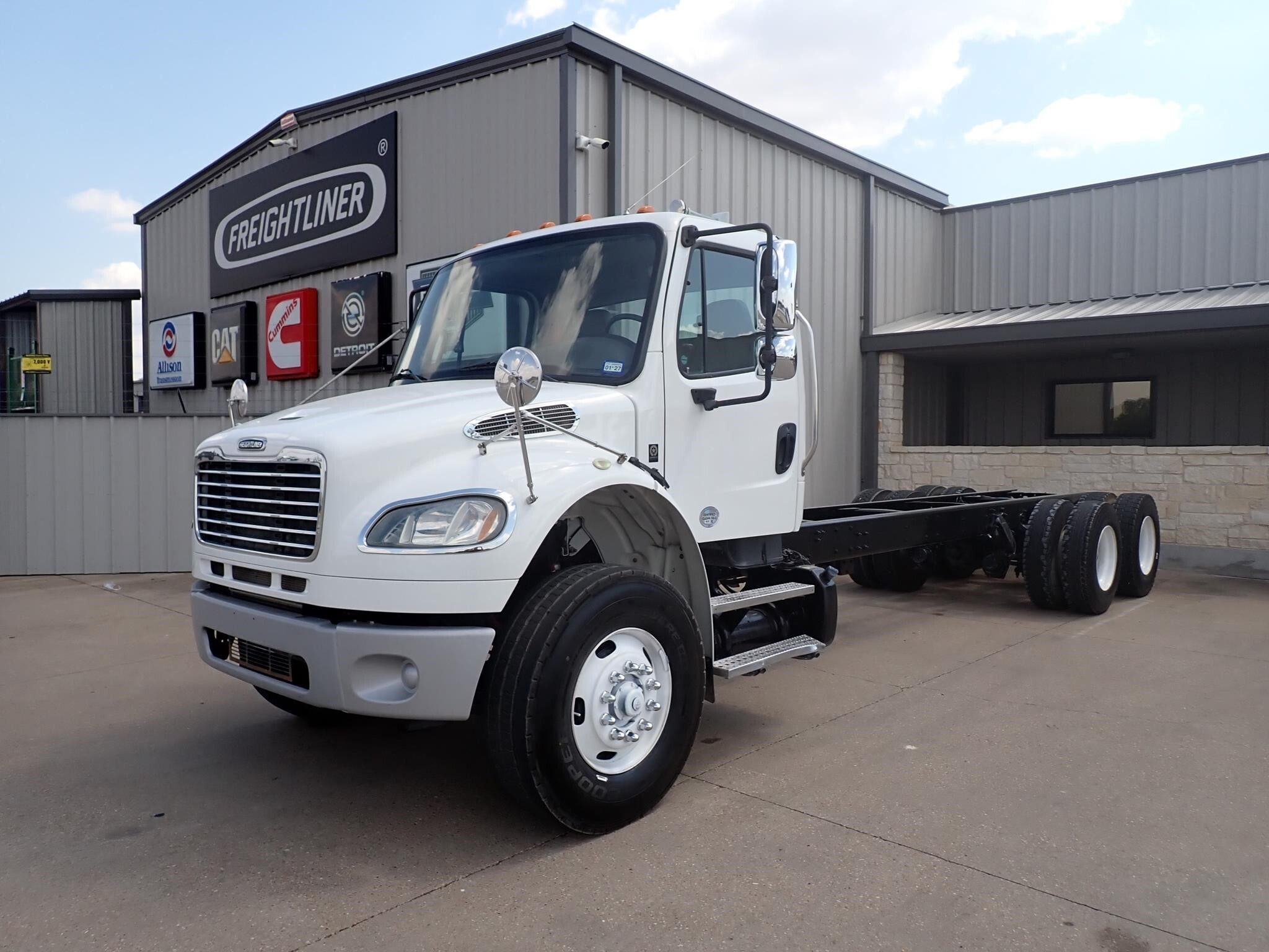 2016 FREIGHTLINER BUSINESS CLASS M2 106 in Waco, TX