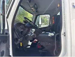 2015 FREIGHTLINER BUSINESS CLASS M2 106