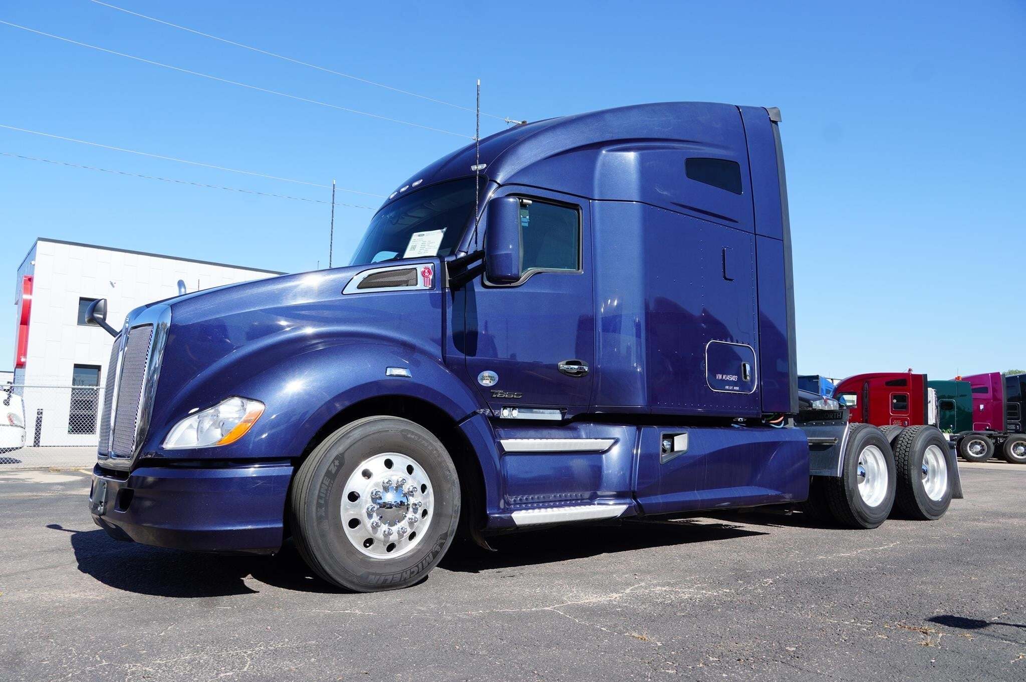 2021 KENWORTH T680 in Sioux Falls, SD