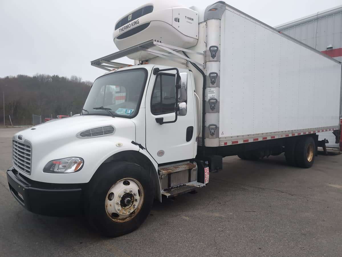2019 FREIGHTLINER BUSINESS CLASS M2 106 in Salisbury, MA