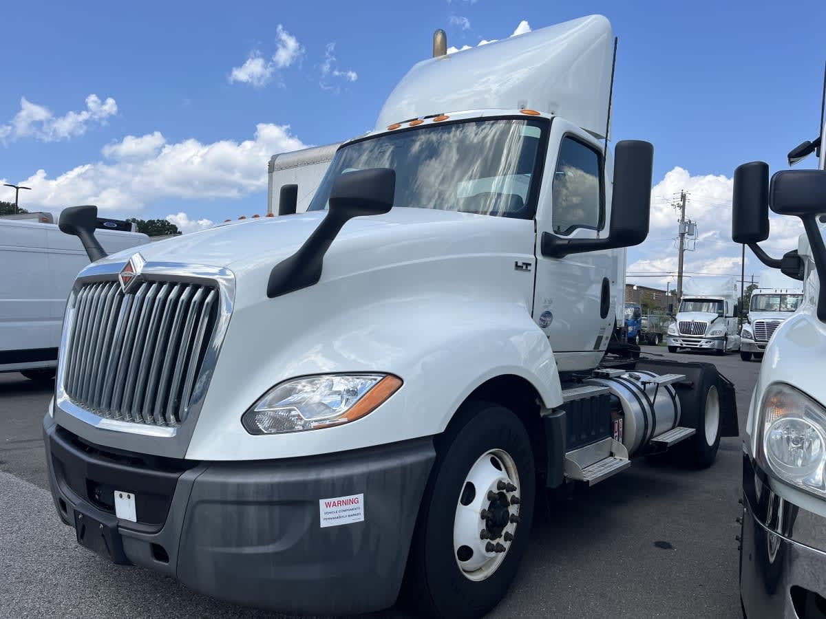 2021 INTERNATIONAL LT625 DAYCAB S/A in Laurel, MD