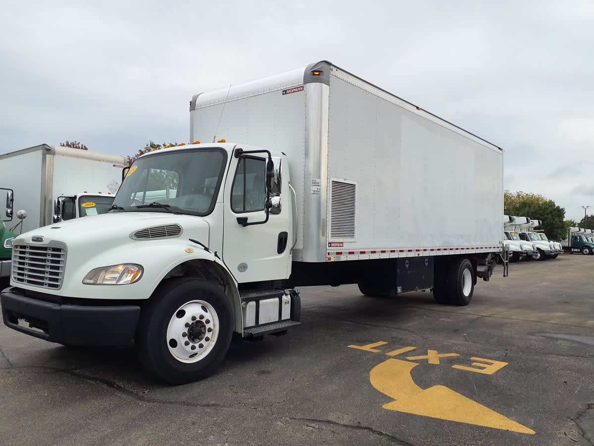 2019 FREIGHTLINER BUSINESS CLASS M2 106 in Bolingbrook, IL