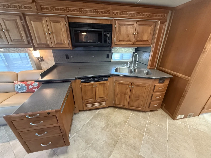 2008 TIFFIN MOTORHOMES PHAETON 42 QRH