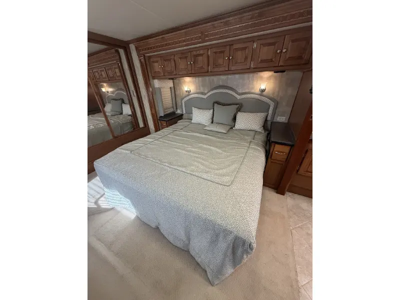 2008 TIFFIN MOTORHOMES PHAETON 42 QRH