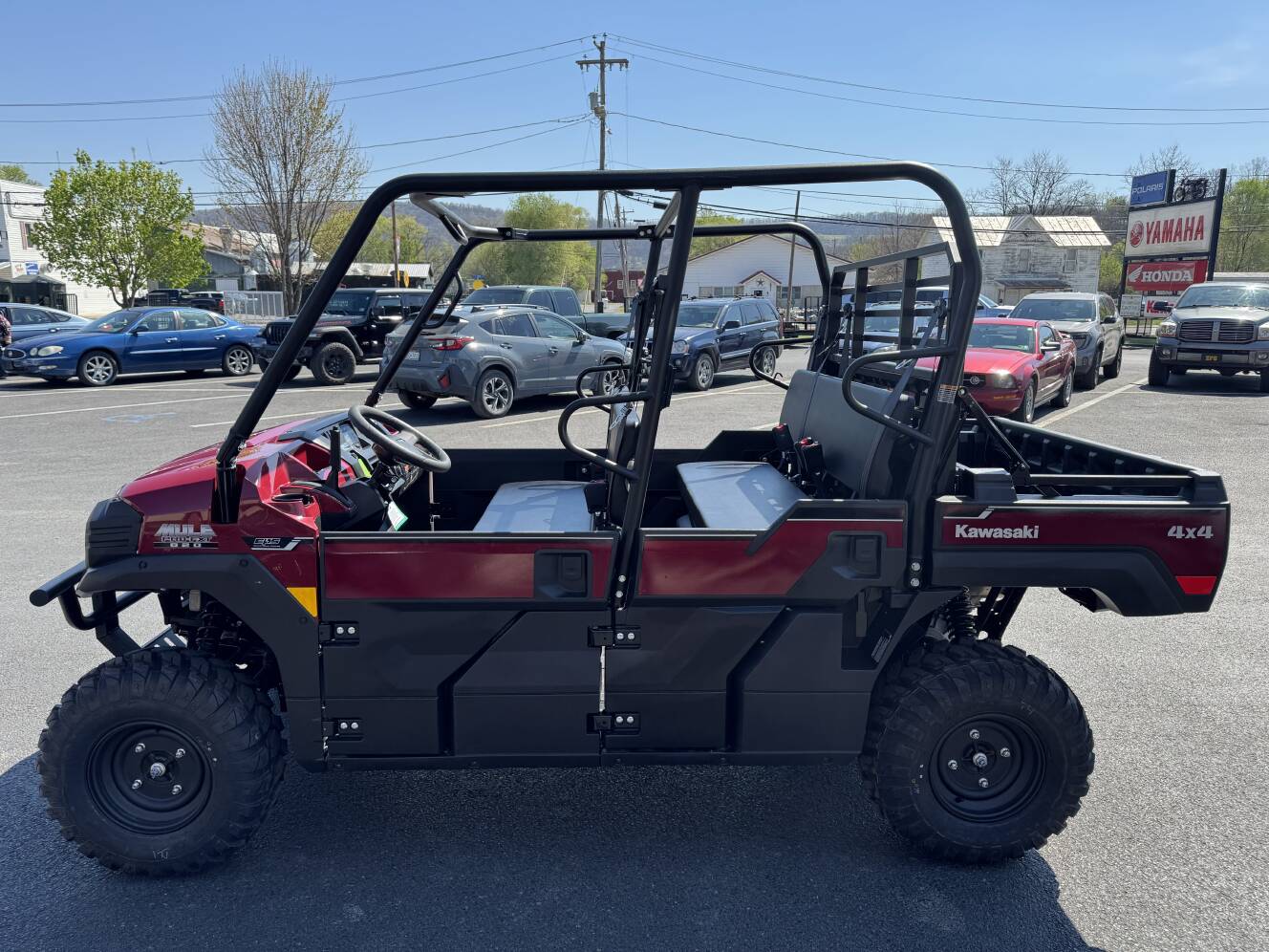 A photo of this 2026 Kawasaki MULE PRO-FXT™ 820 EPS