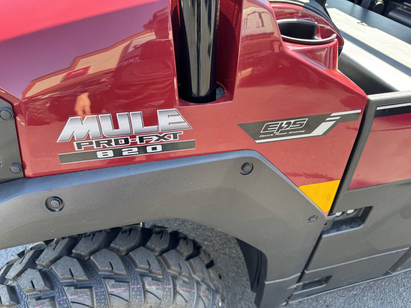 A photo of this 2026 Kawasaki MULE PRO-FXT™ 820 EPS