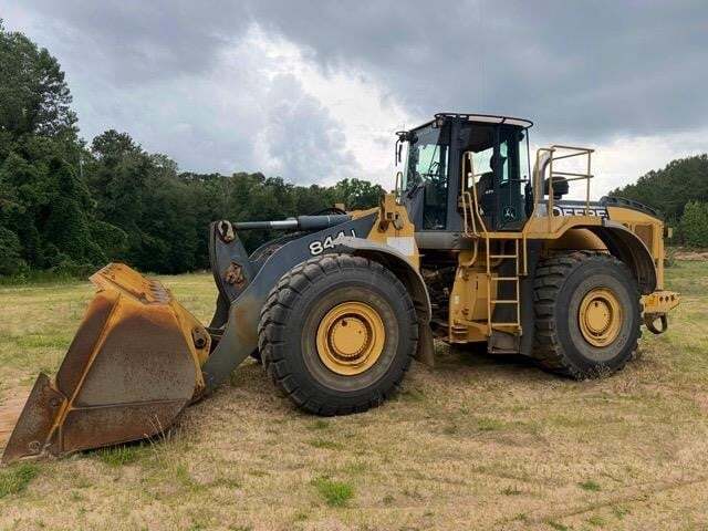 2006 DEERE 844J in Chantilly, VA