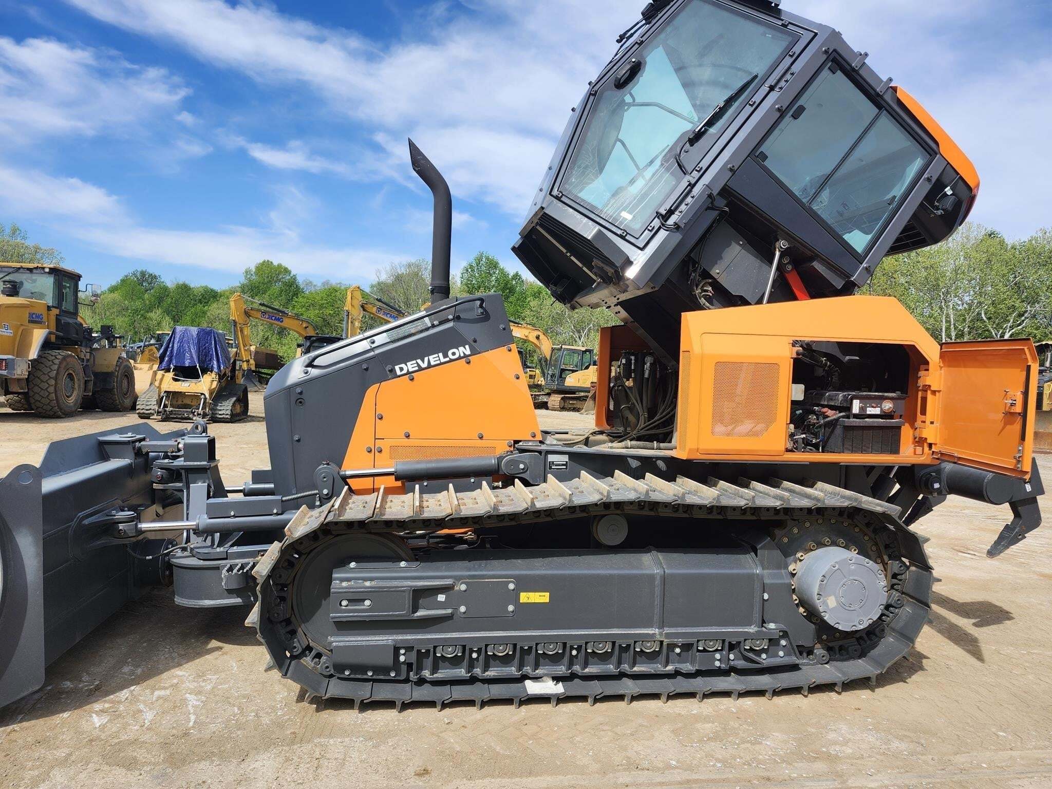 2023 DEVELON DD100 in Bardstown, KY