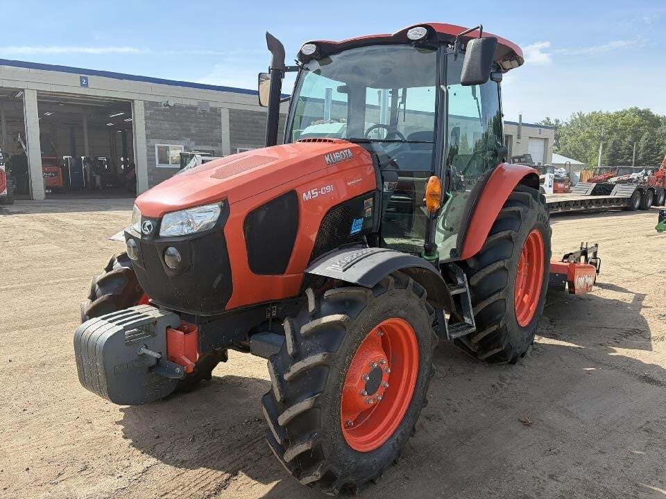 2018 KUBOTA M5-091HDC12 in Anoka, MN