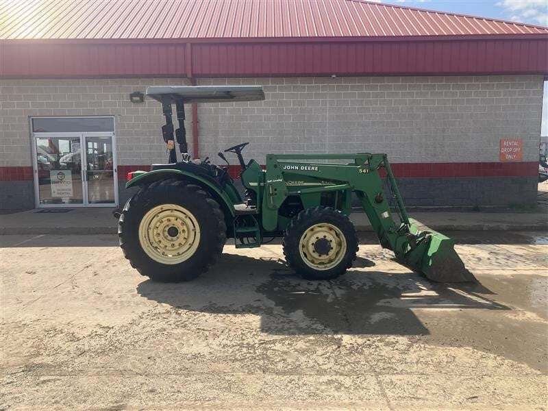 2002 JOHN DEERE 5320 in Burlington, IA