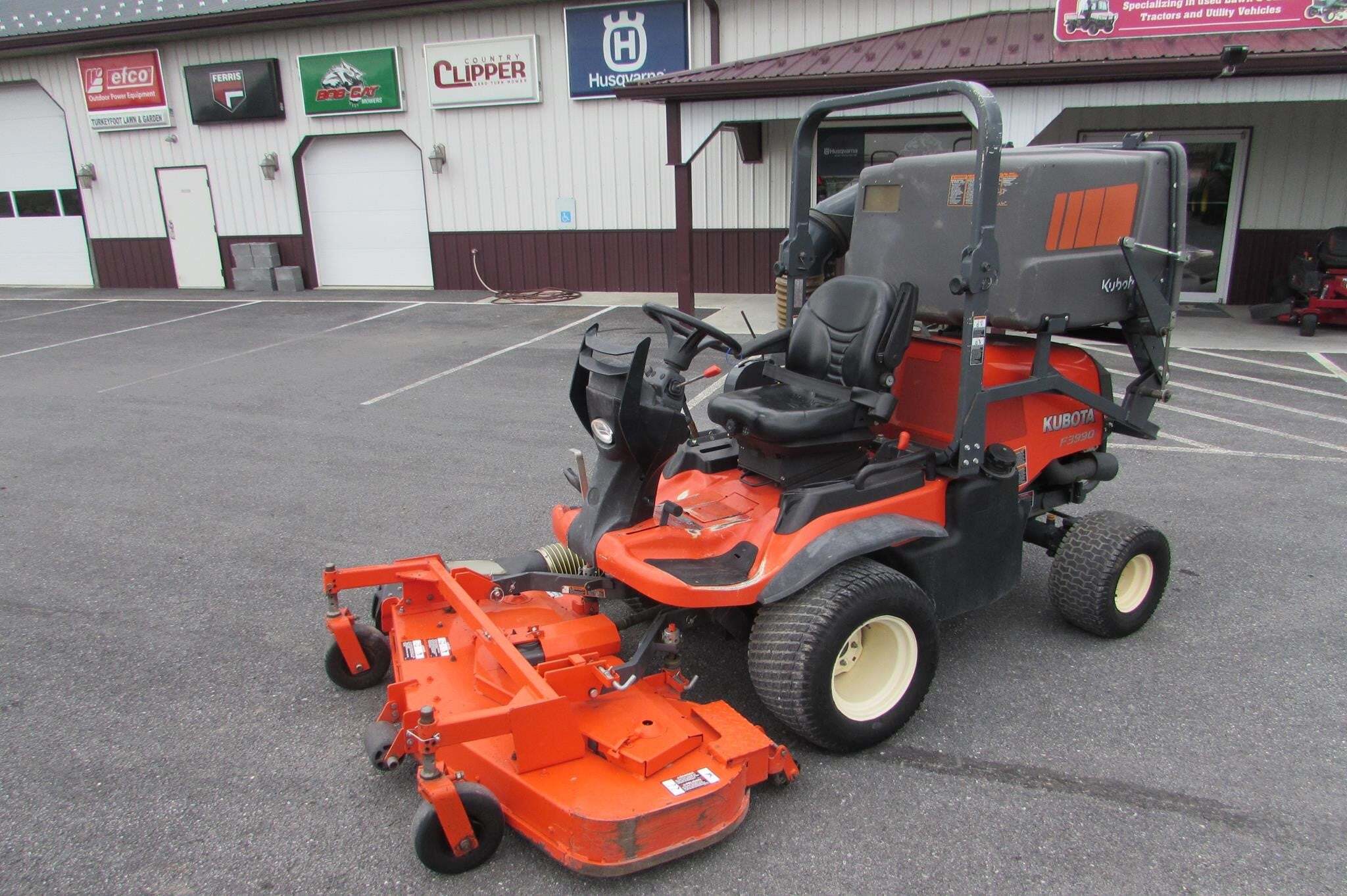 2014 KUBOTA F3990 in Chambersburg, PA