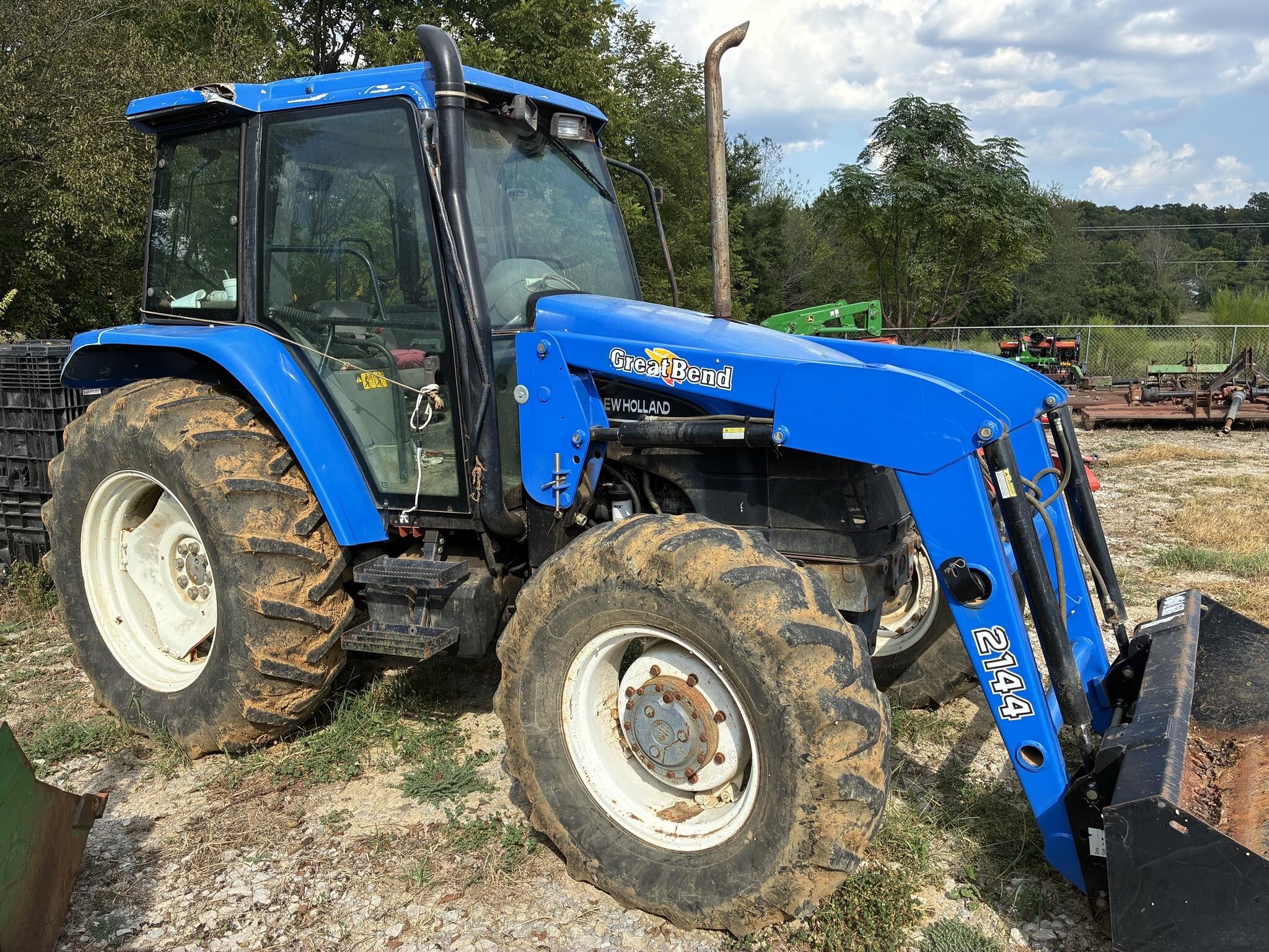 2000 NEW HOLLAND TS110 in Athens, AL
