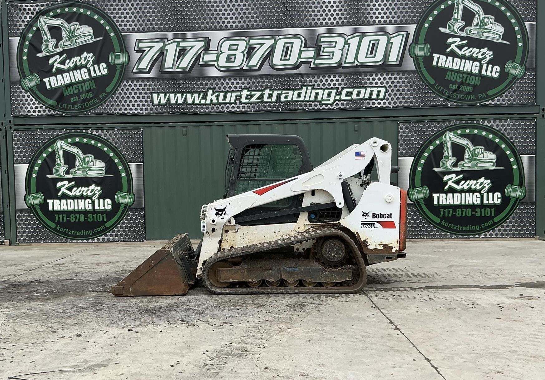 2015 BOBCAT T770 in Littlestown, PA