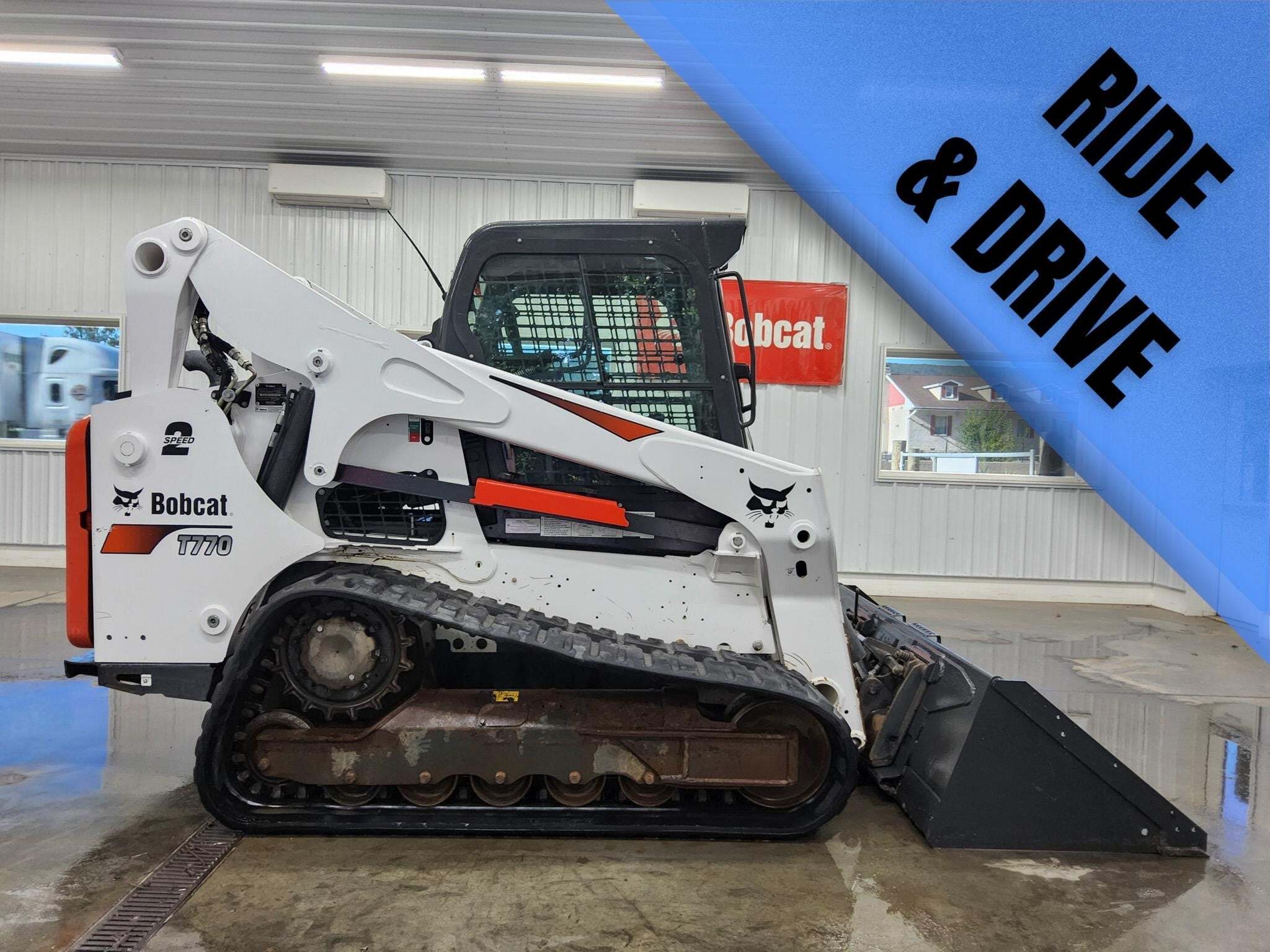 2022 BOBCAT T770 in Bethel, PA