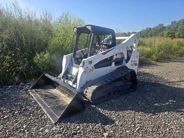 2016 BOBCAT T740 in Chantilly, VA
