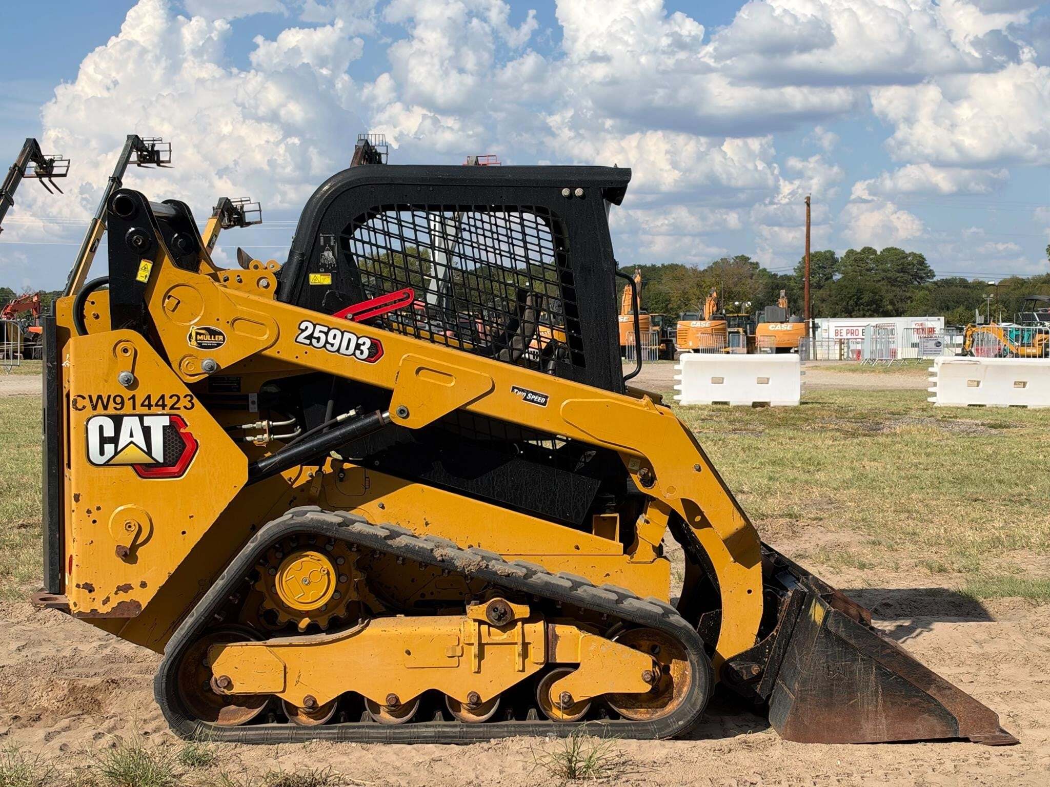 2021 CATERPILLAR 259D3 in Wills Point, TX