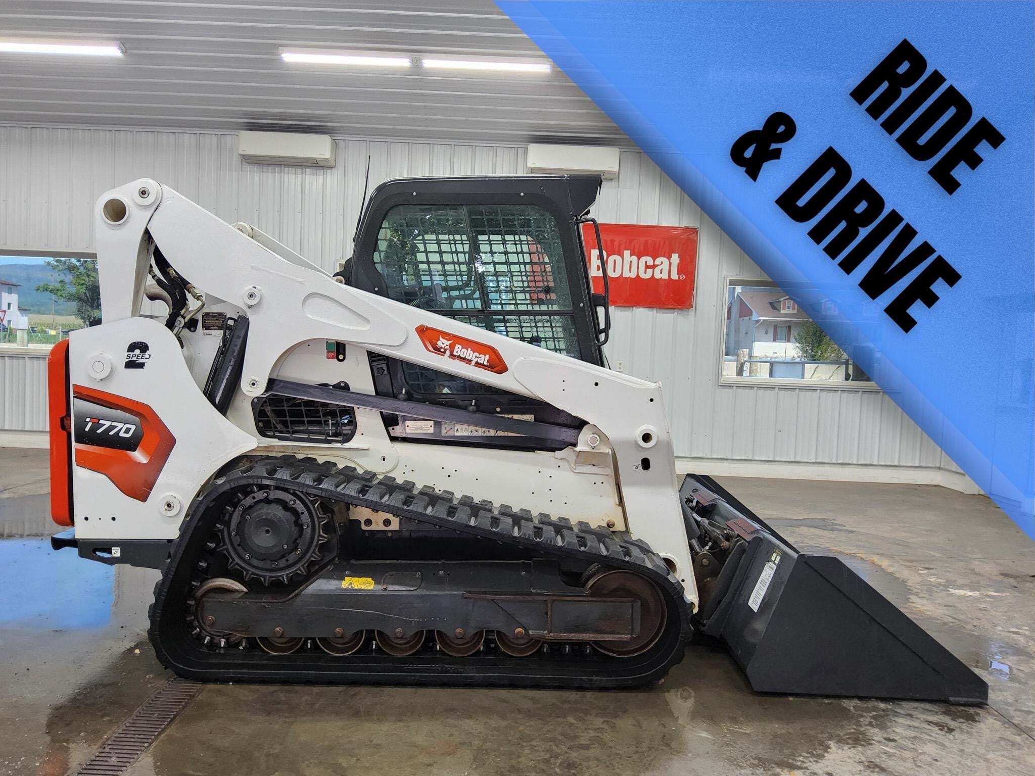 2023 BOBCAT T770 in Bethel, PA
