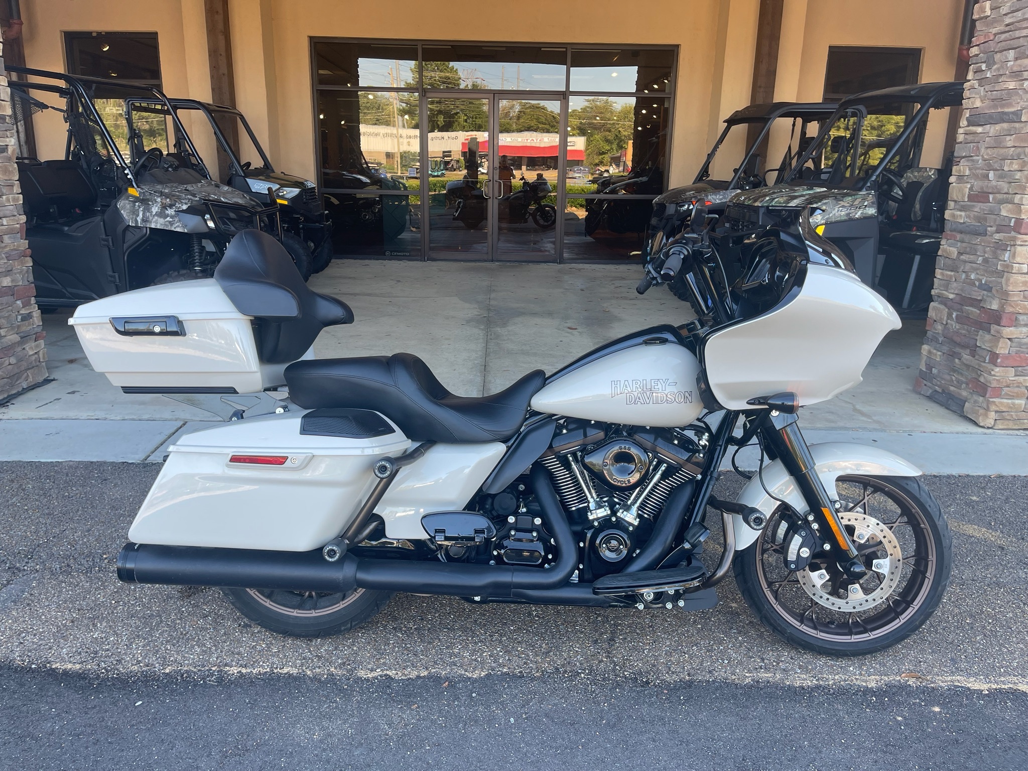 2023 Harley-Davidson Road Glide® ST ST in Ridgeland, MS