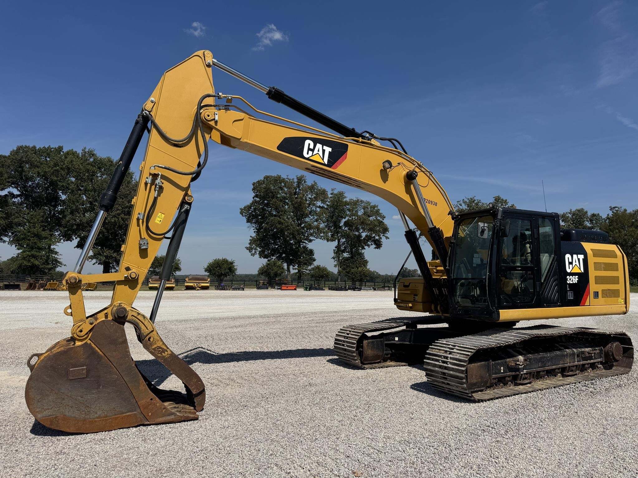 2019 CATERPILLAR 326FL in Jackson, TN