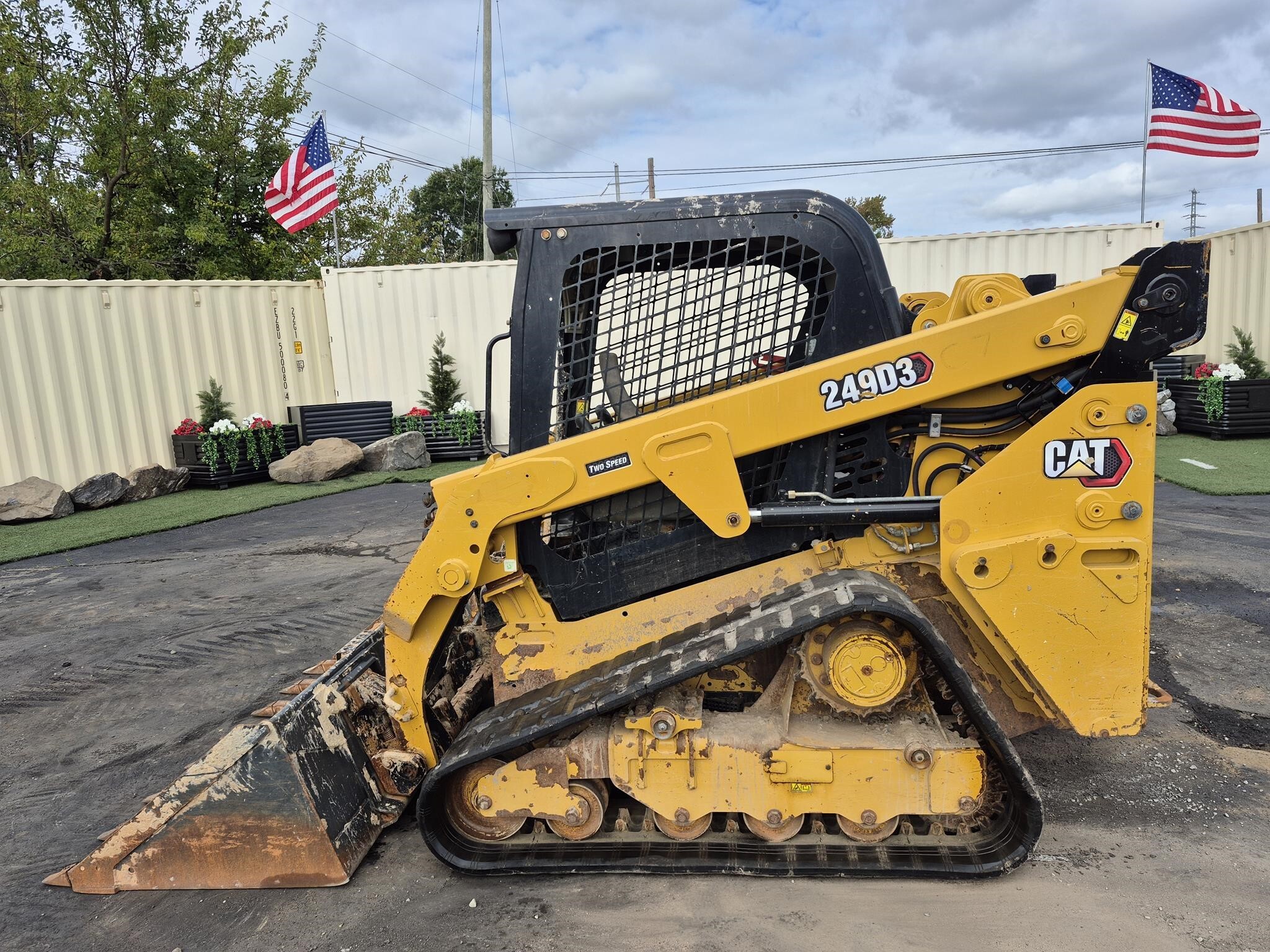 2020 CATERPILLAR 249D3 in Essington, PA