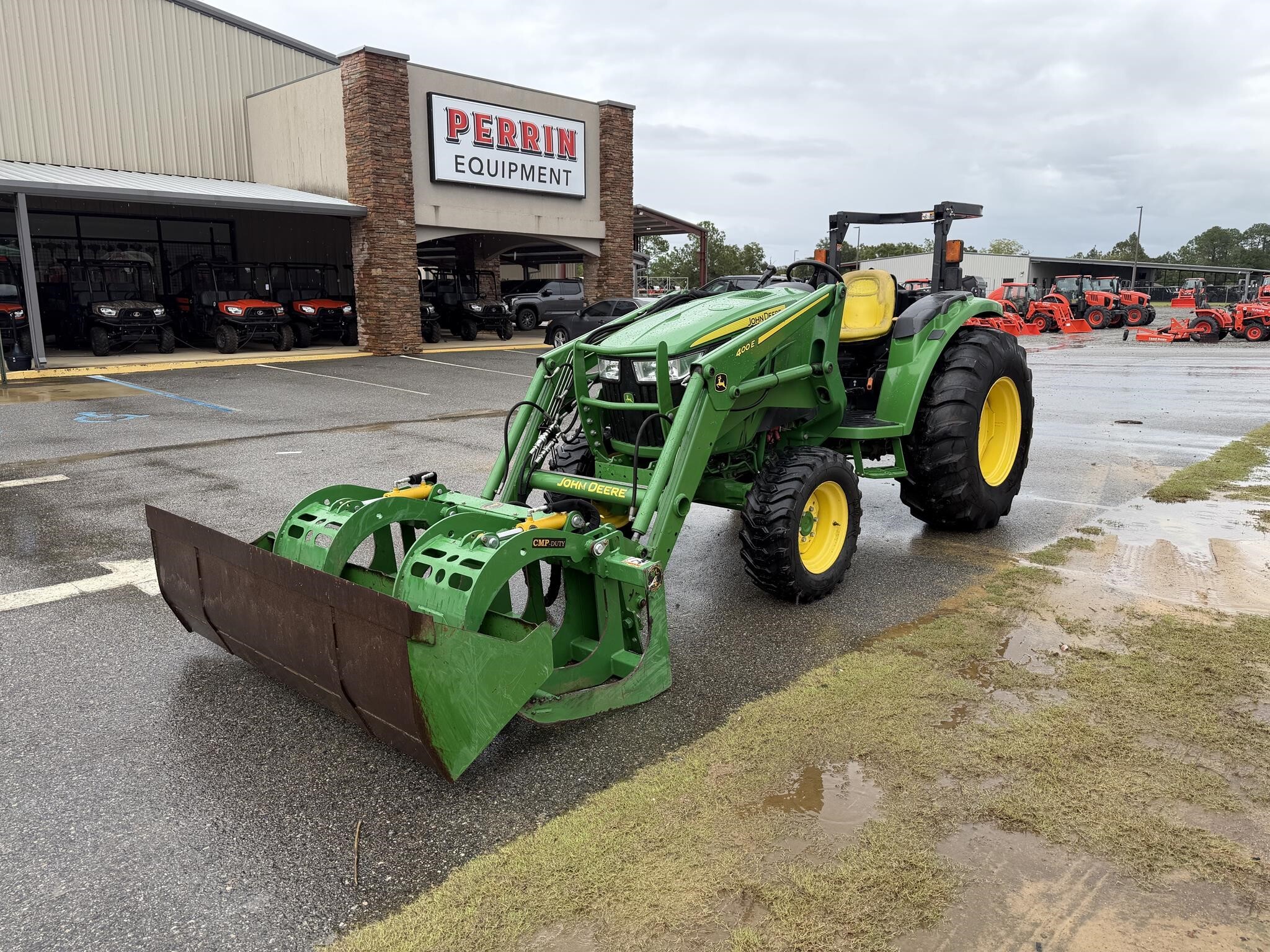 2018 JOHN DEERE 4066M in Tifton, GA