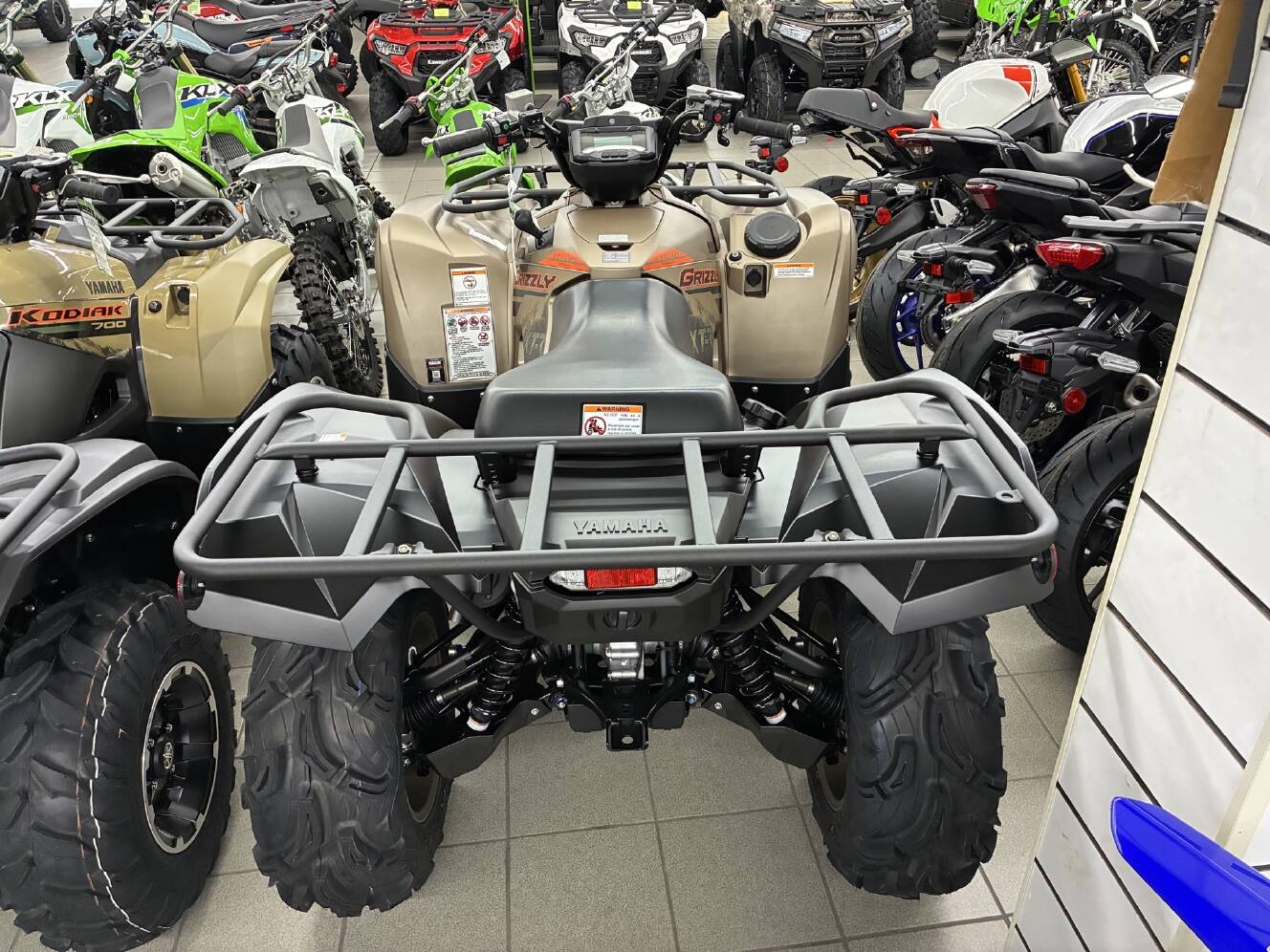 A photo of this 2027 Yamaha GRIZZLY 700 EPS CAMO