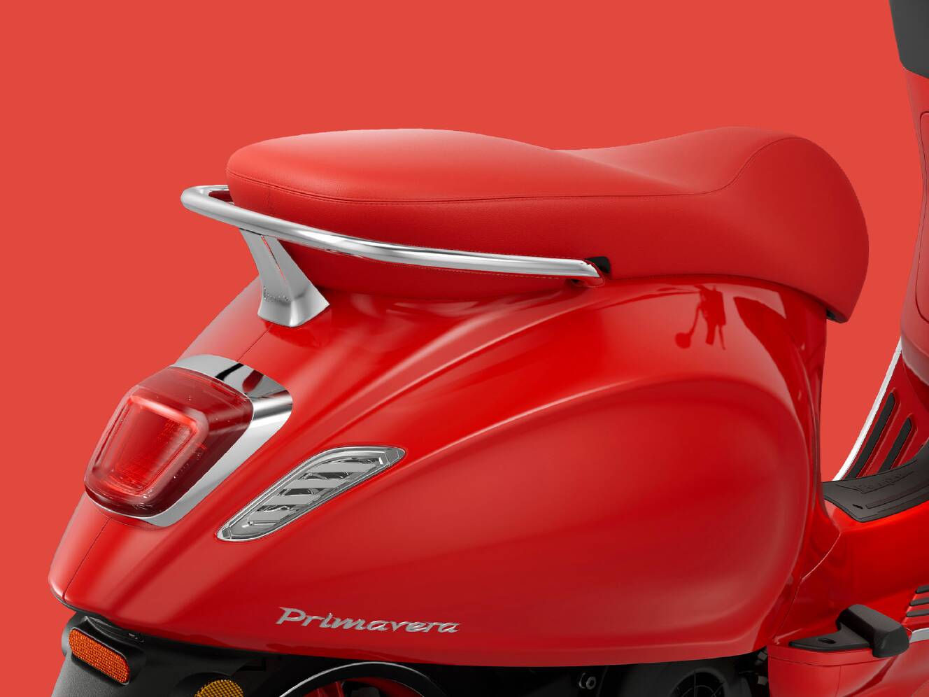 A photo of this 2027 Vespa Primavera 150 Red