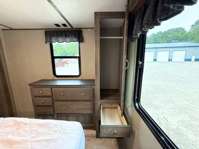 2020 Keystone Sprinter Campfire 29FK