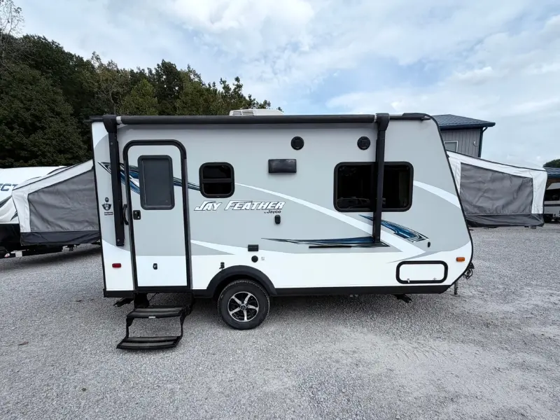 2017 Jayco Jay Feather X17Z Hybrid