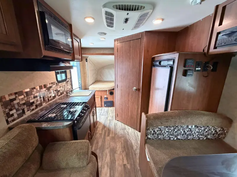 2017 Jayco Jay Feather X17Z Hybrid