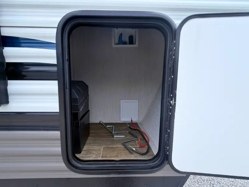 2020 Forest River Palomino Puma 31RLQS