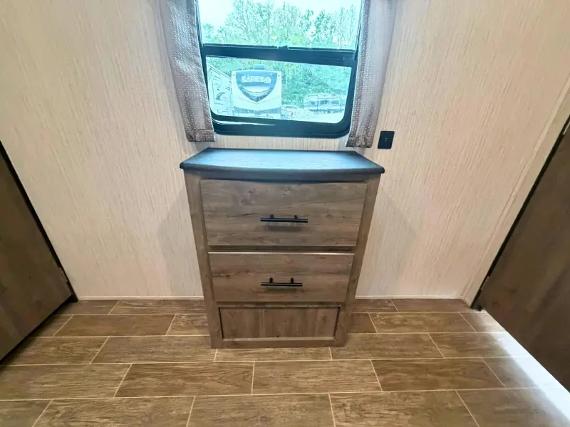 2020 Forest River Palomino Puma 31RLQS