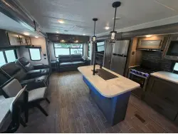 2020 Forest River Palomino Puma 31RLQS