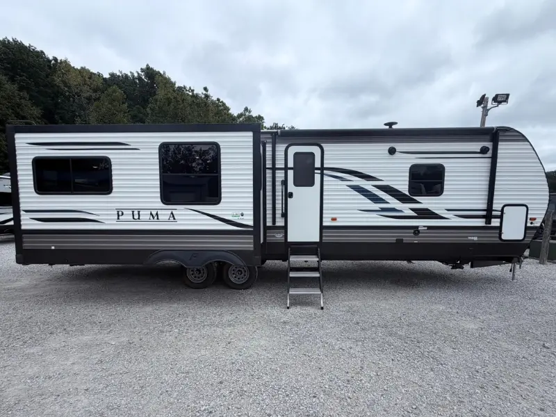 2020 Forest River Palomino Puma 31RLQS