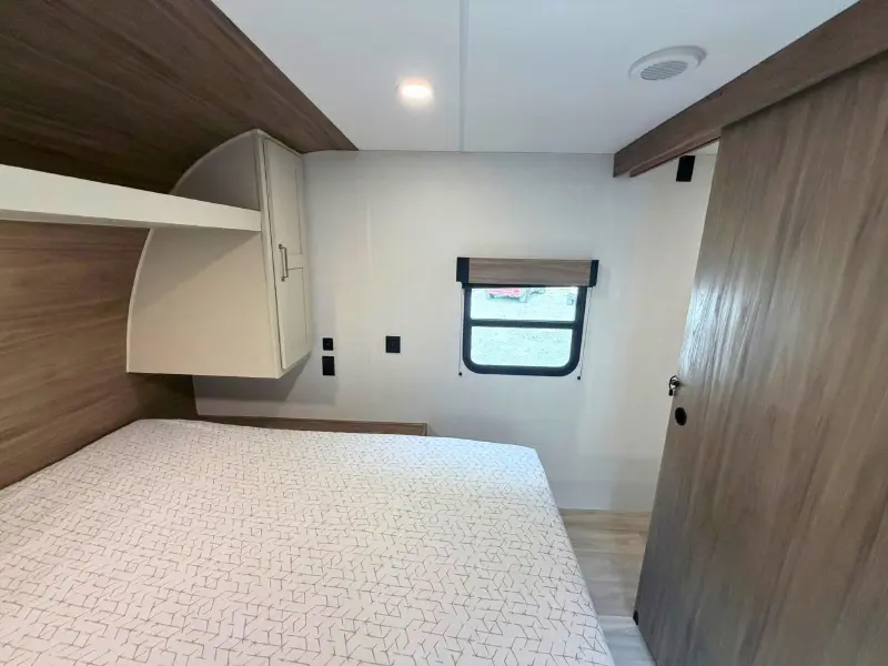 2027 KZ RV Sportsmen 291BHK