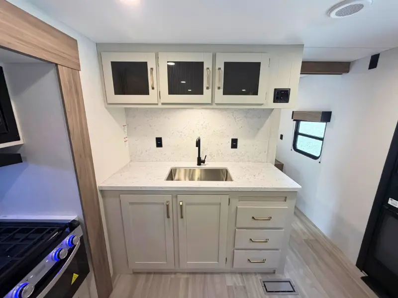 2027 KZ RV Sportsmen 291BHK