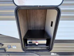 2021 Forest River Palomino Puma XLE Lite 22FKC