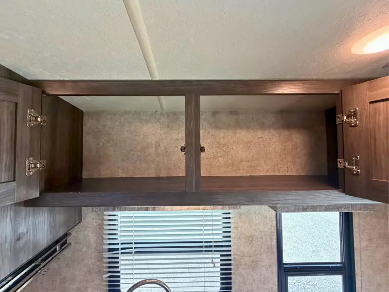 2018 Highland Ridge Mesa Ridge Lite 2410RL
