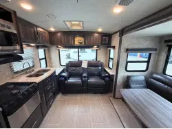 2018 Highland Ridge Mesa Ridge Lite 2410RL