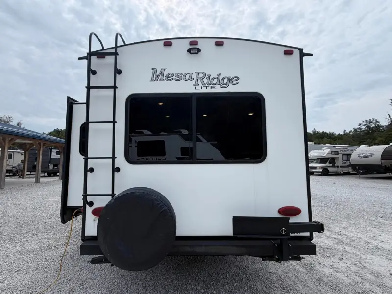 2018 Highland Ridge Mesa Ridge Lite 2410RL